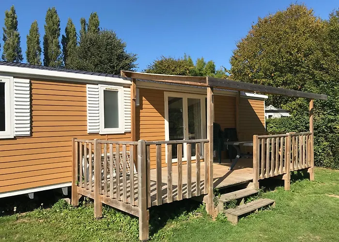 Camping Domaine De La Ville Huchet